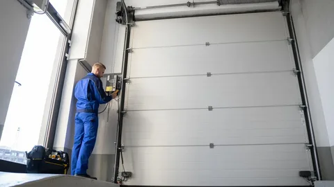How to Fix a Garage Door